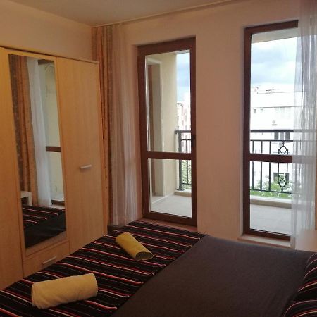 Four Seasons + Lejlighed Varna Eksteriør billede